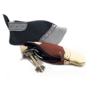 Skórzane etui na klucze w kształcie buta